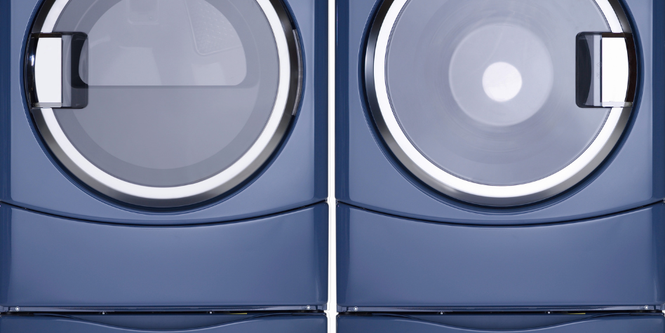 Image of energy-efficient laundry solutions: cold water washing, air-drying, and eco-friendly detergents